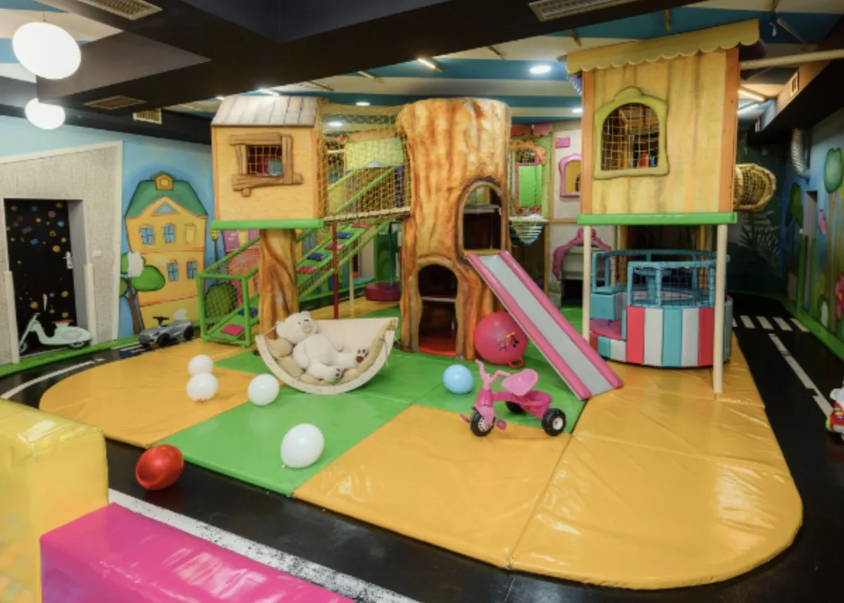 Mastograd playroom