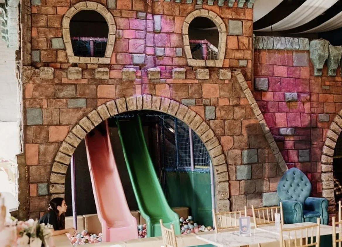 PLAY LAND BETON HALA